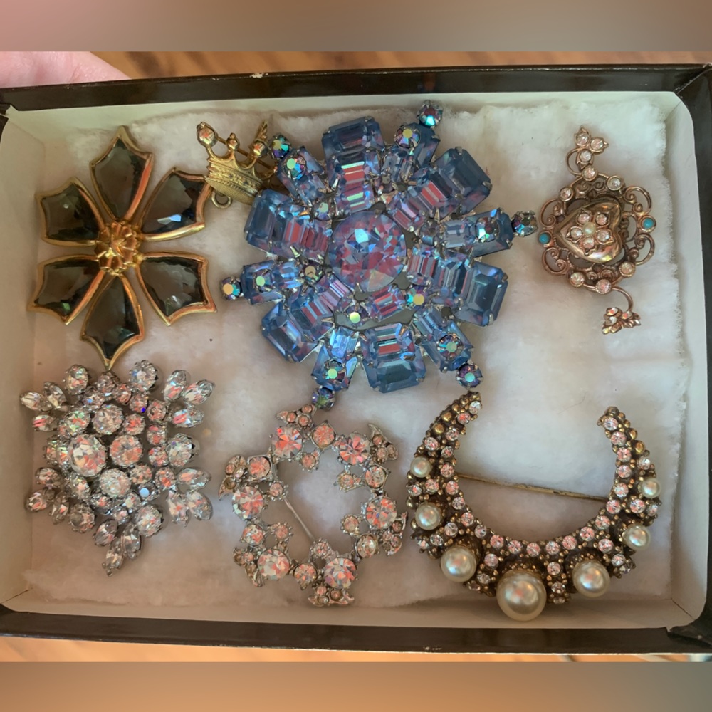 Vintage Crystal Brooch Pins *Snowflake Winter Themed*